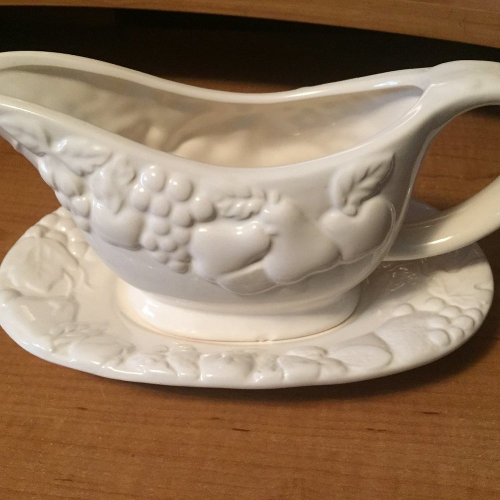 Gravy Bowl